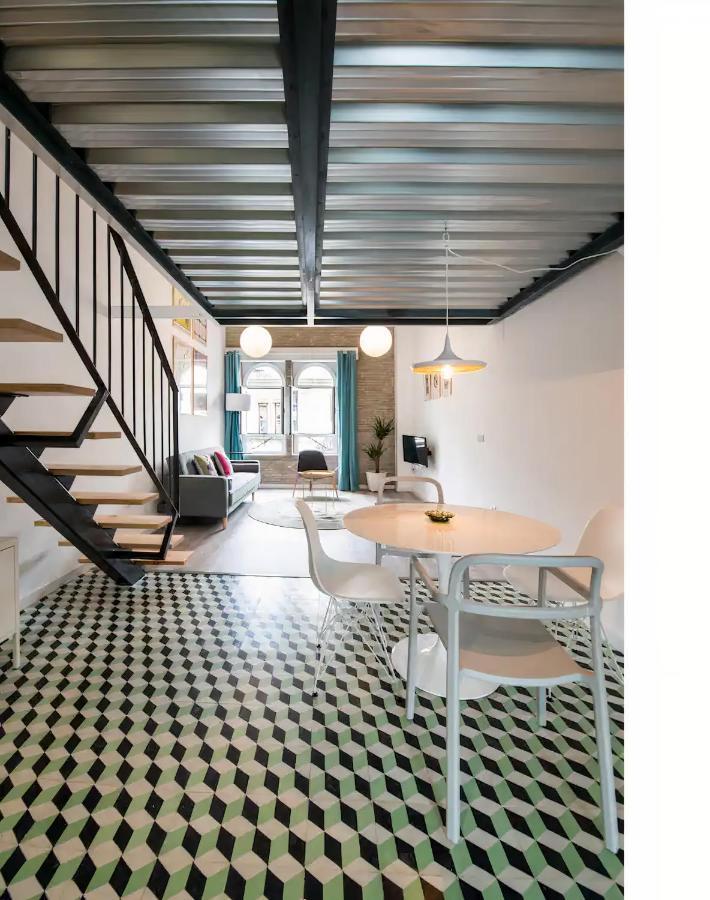 Pop Art Feria Luminoso Duplex Con Terraza Privada Apartment Севиля Екстериор снимка